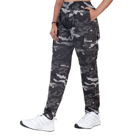 Black And White Color Camouflage Print Lower Jogger For Girl's