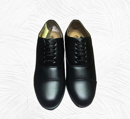 Office Black Cut Shoes By Avery